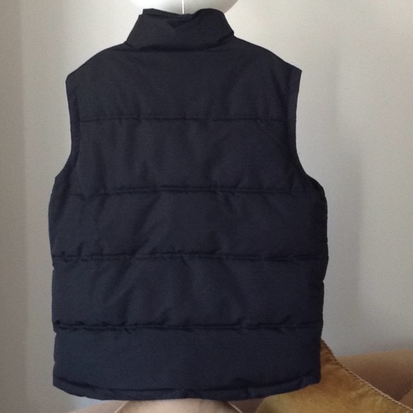 🅰️ Canada Weather Gear - Unisex 'Puffer Vest' - Picture 3 of 8